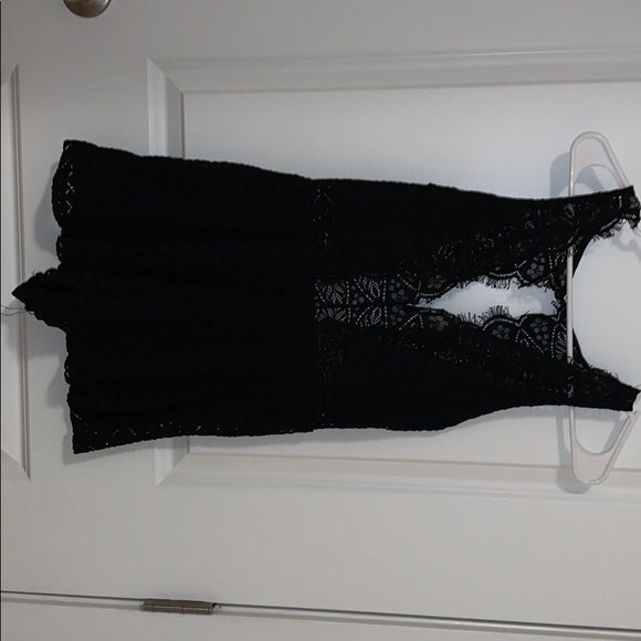 Romper - Picture 1 of 3